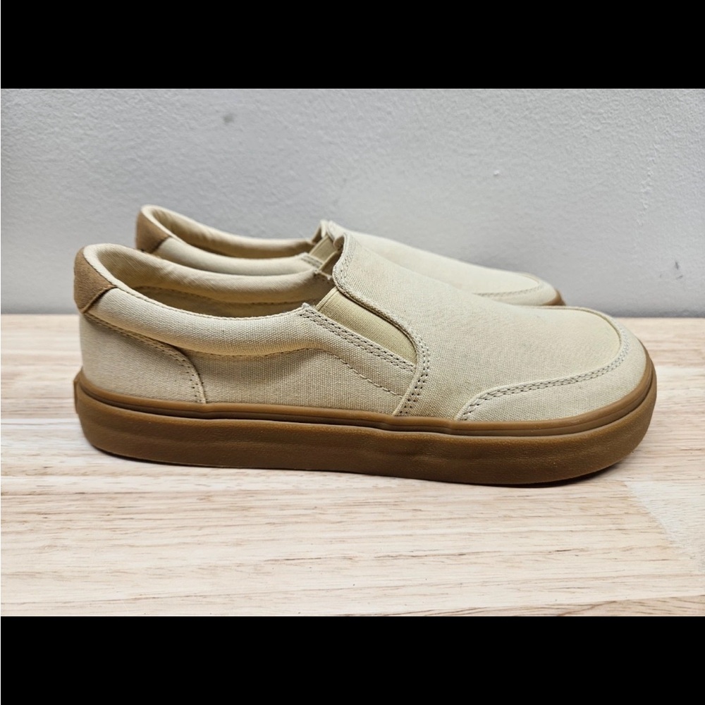 Splay Slip-On Canvas Shoes in Sand with Gum Sole